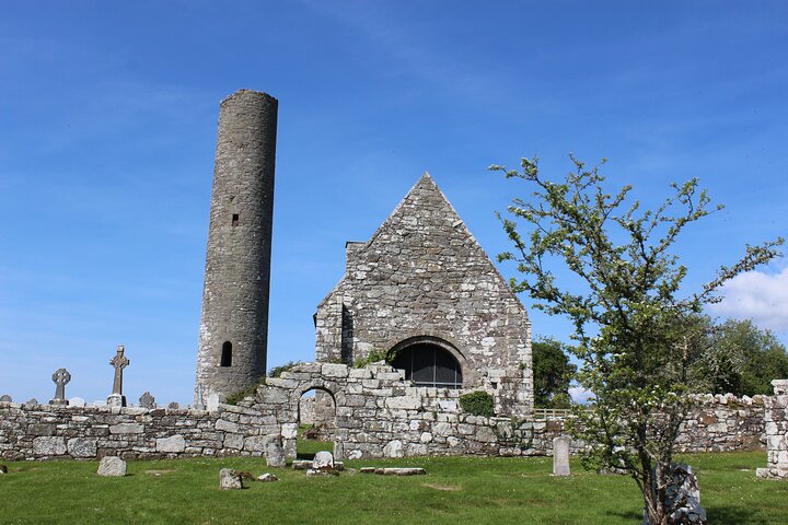 Boat Trip to Holy Island - Inis Cealtra eBike Tour Book